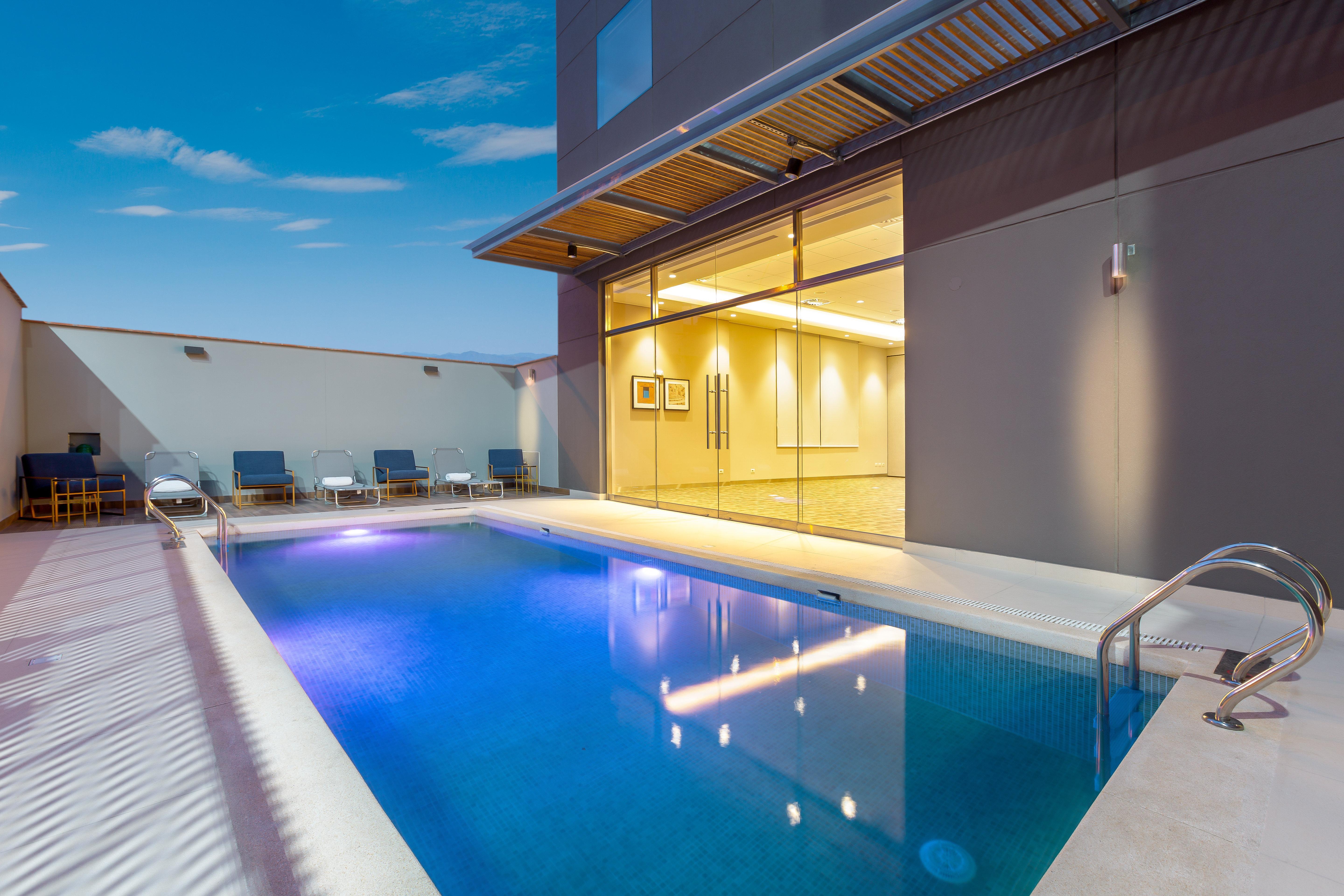 Holiday Inn - Piura By Ihg Exteriör bild