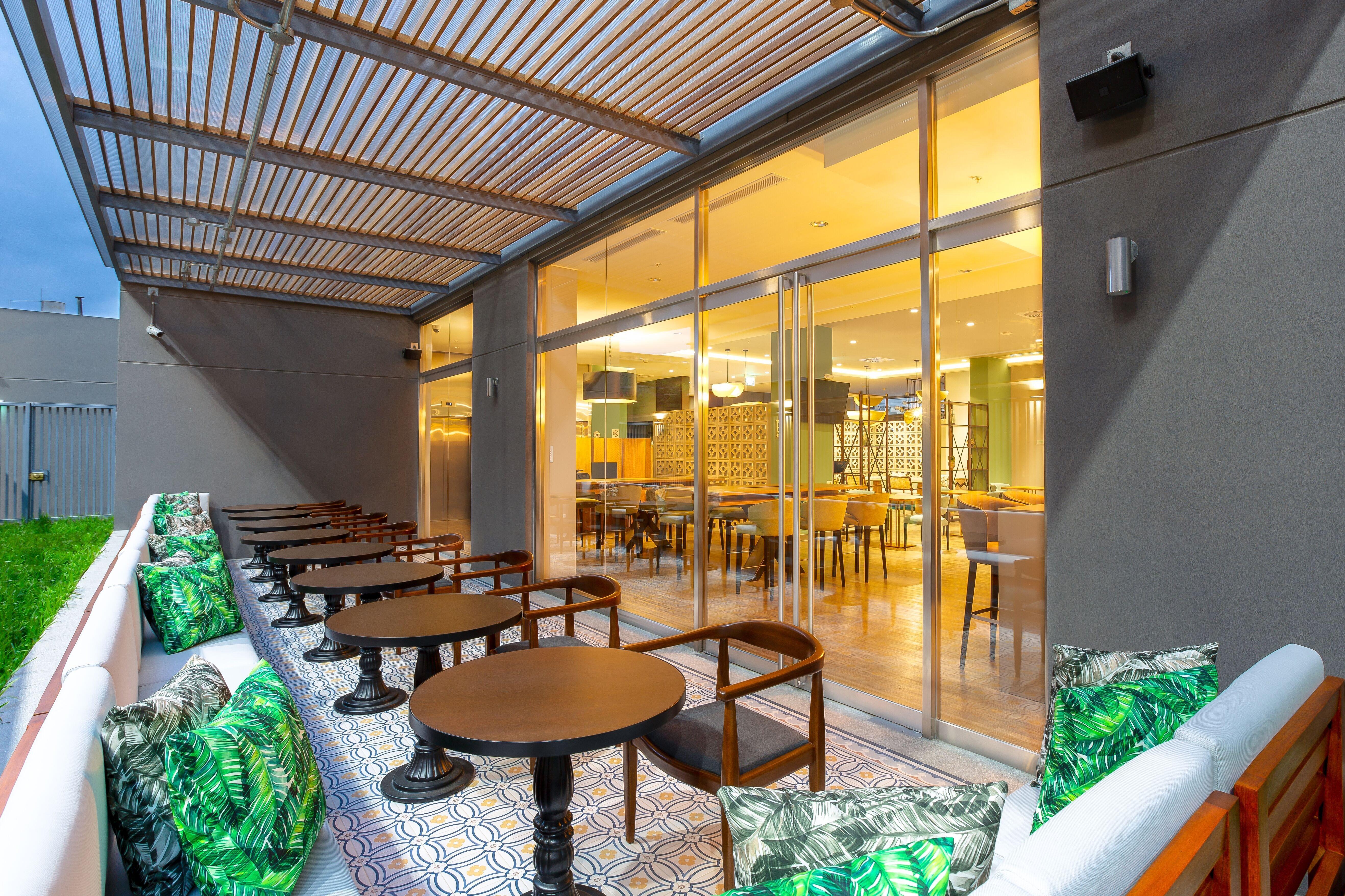 Holiday Inn - Piura By Ihg Exteriör bild